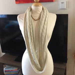 Betsy Johnson Cable Knit Infinity Scarf